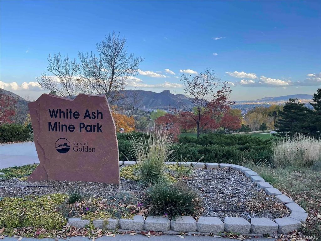 474 Snowberry Court, Golden