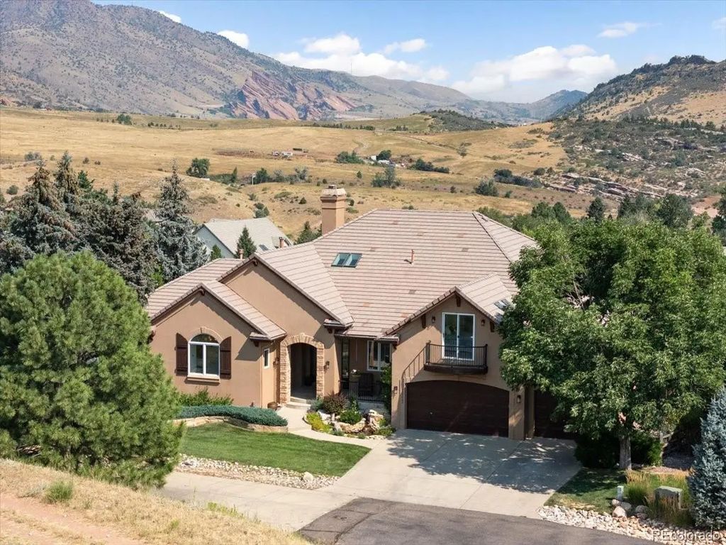 16223 Red Deer Court, Morrison
