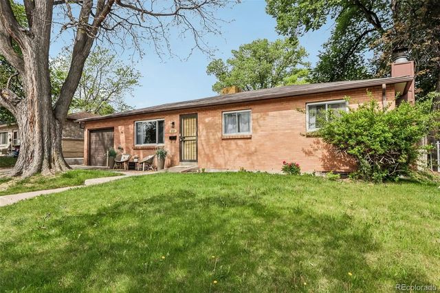2121 S Lowell Boulevard, Denver