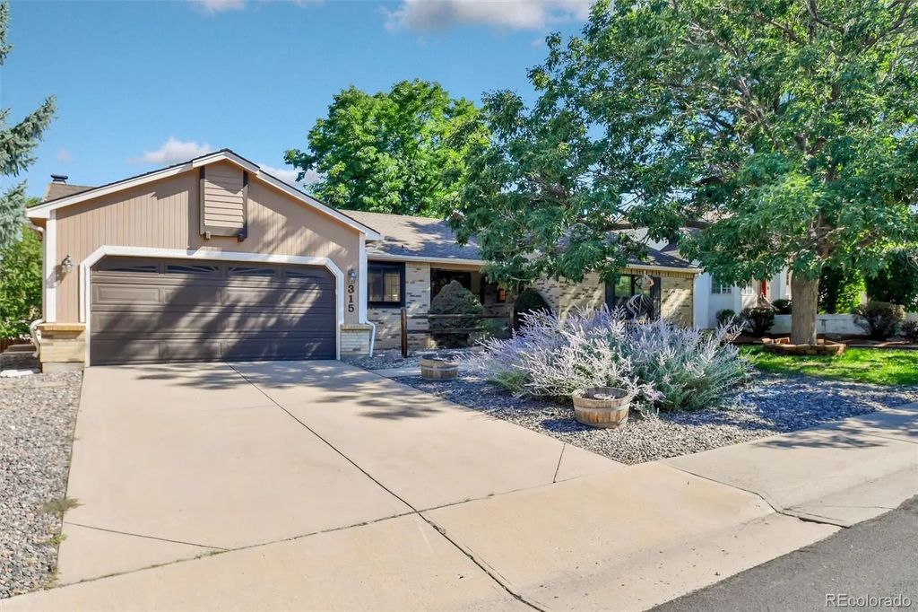 315 W Davies Avenue S, Littleton