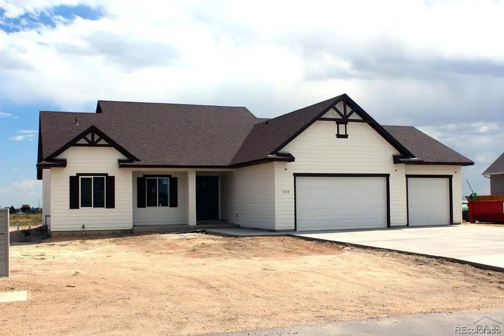 866 E Snyder Drive, Pueblo