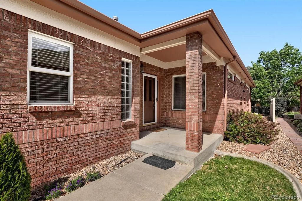 1013 Boxelder Circle, Longmont