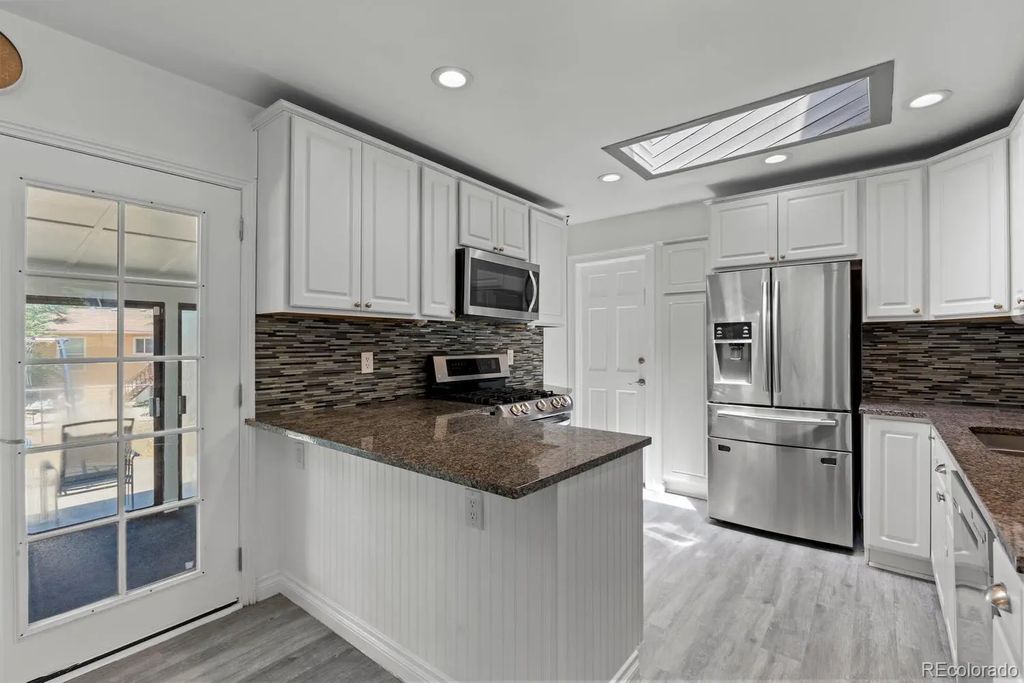 659 S Newark Court, Aurora