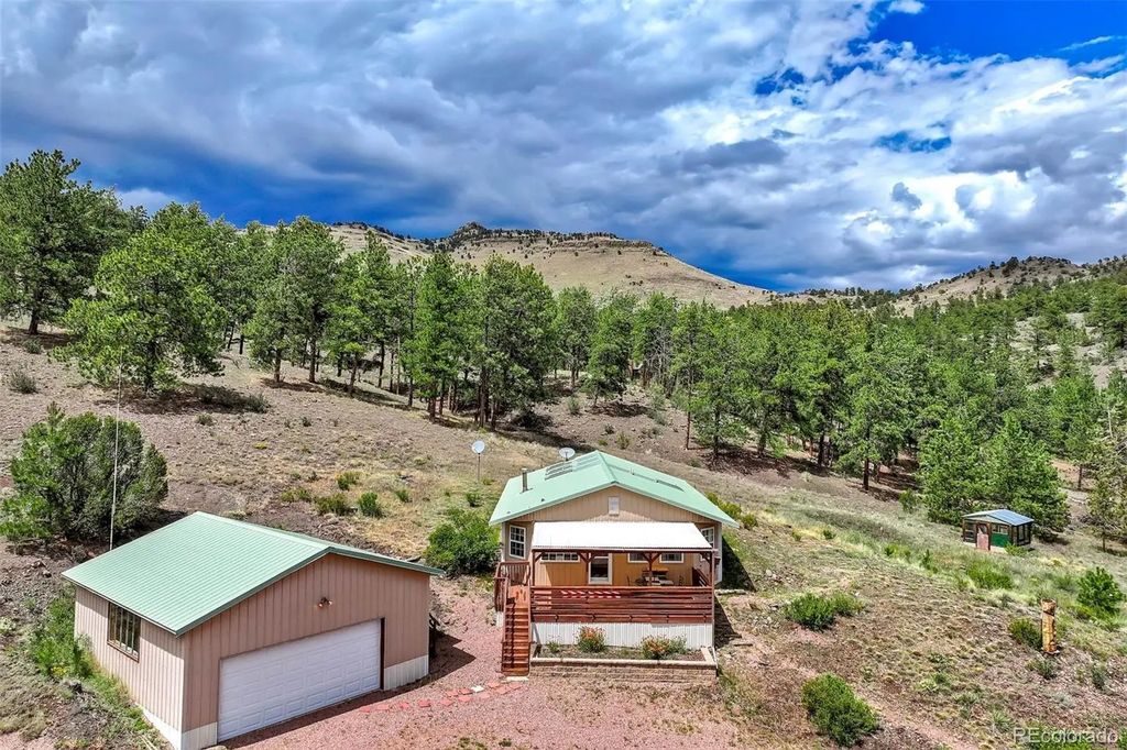349 Post Road, Guffey