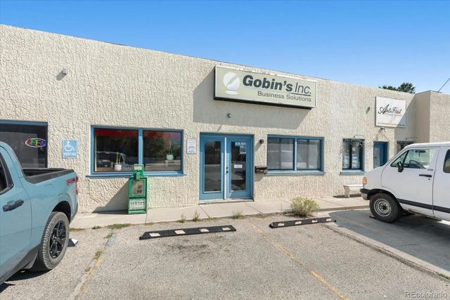214 W Rainbow Boulevard C, Salida