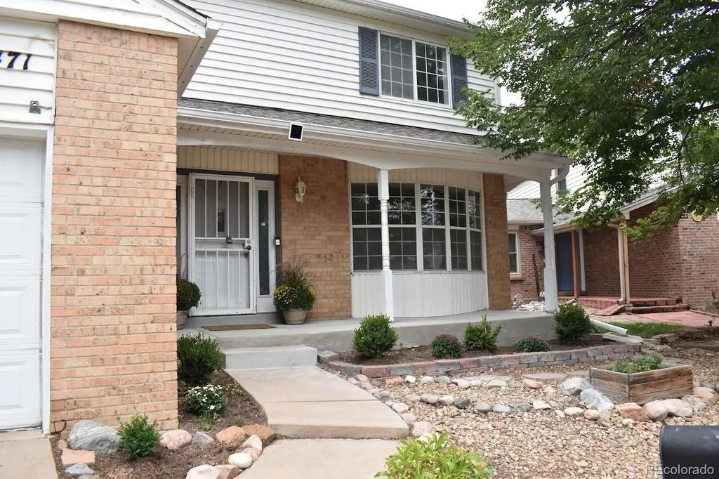 471 S Kingston Circle, Aurora
