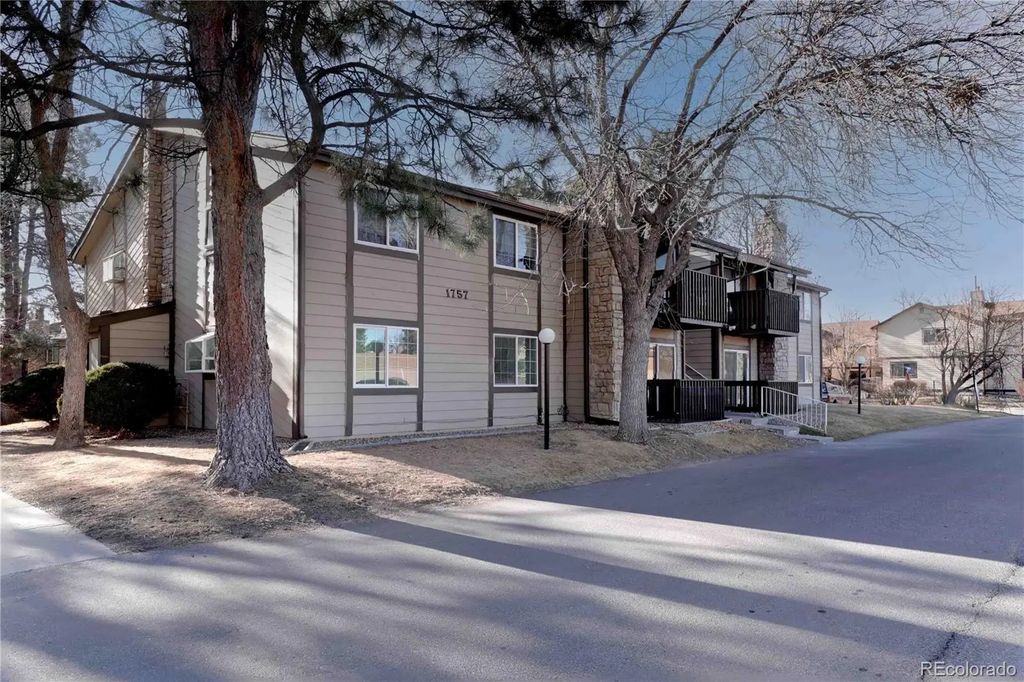 1757 S Pitkin Street A, Aurora