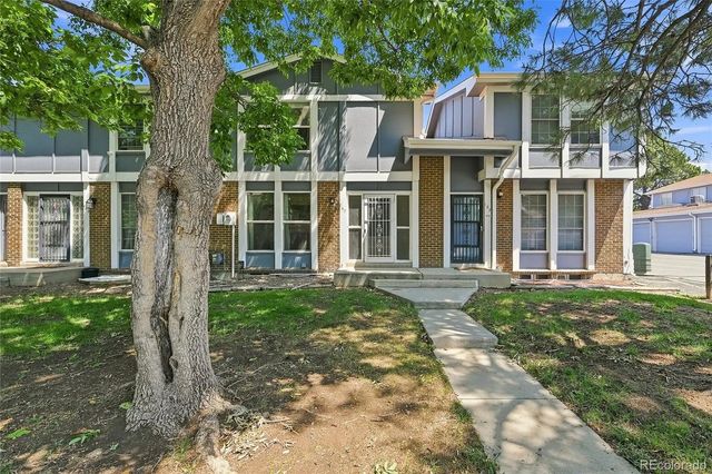 147 Paris Circle, Aurora