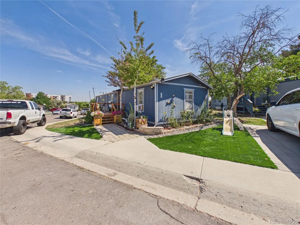 10201 Riverdale Road, Thornton