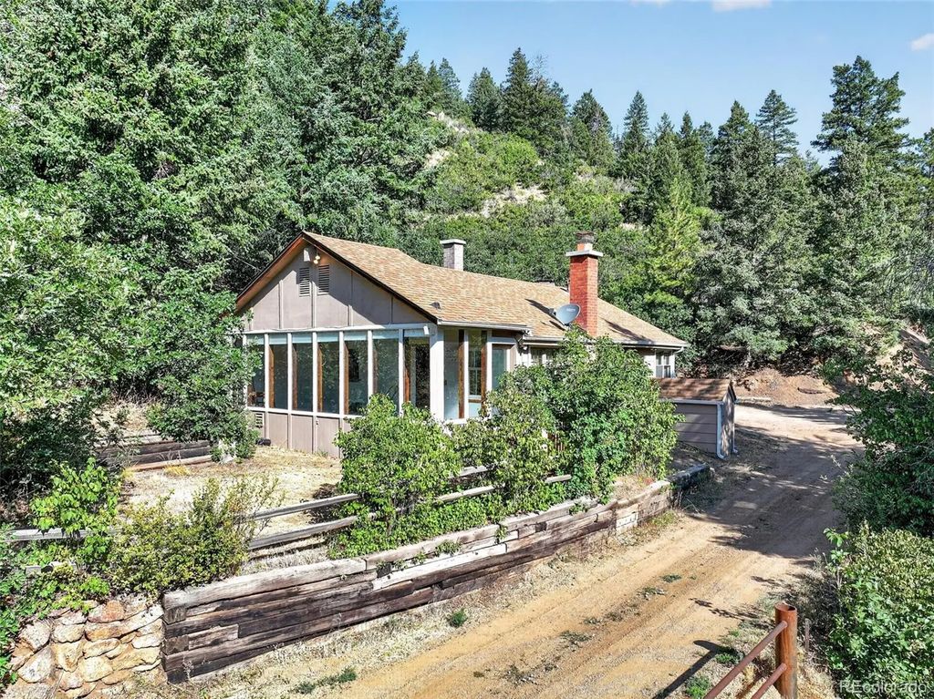 2105 Hidden Valley Road, Sedalia