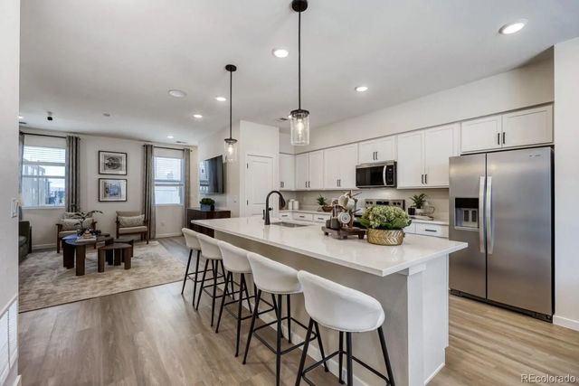 9200 E 47th Avenue 202, Denver