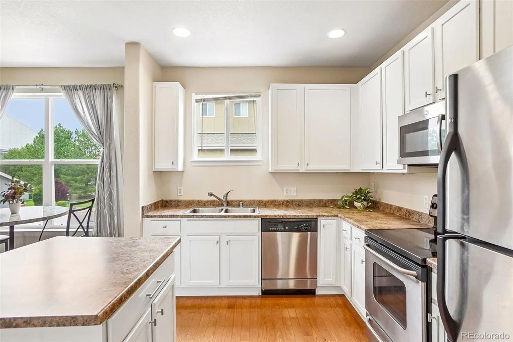 84 Spruce Street 305, Denver