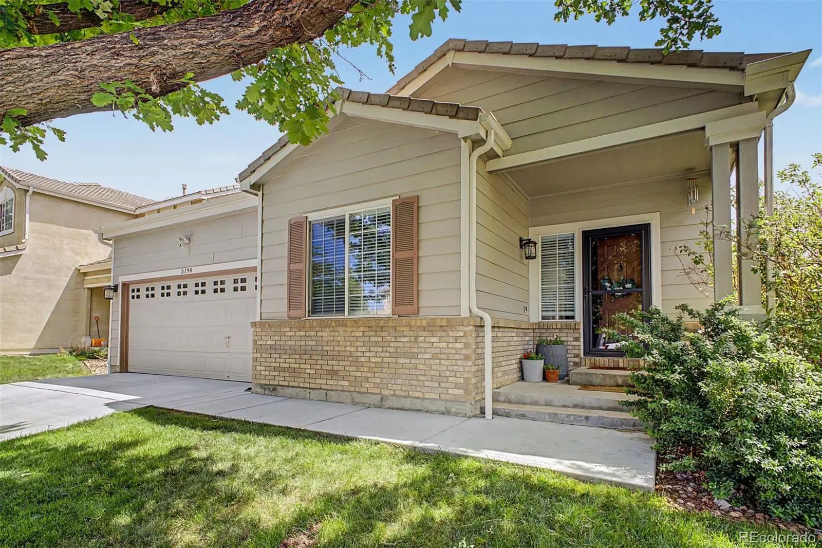 Aurora Real Estate - MLS # 7332832, Residential real estate for Sale in Saddle Rock Ridge, MLS Listings # 7332832
