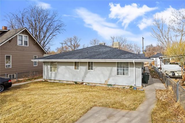 518 Carson Street, Brush