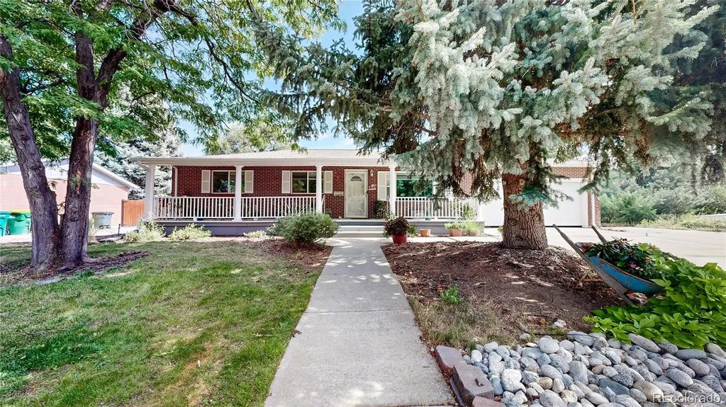 12276 W Ohio Place, Lakewood