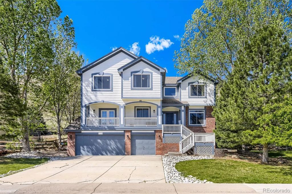 7179 Red Mesa Drive, Littleton