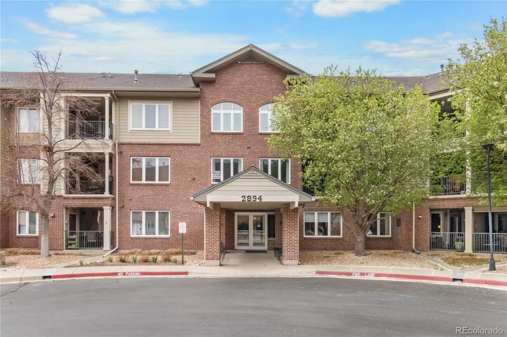 2894 W Riverwalk Circle B108, Littleton