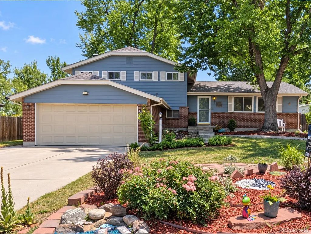 8226 Yarrow Court, Arvada