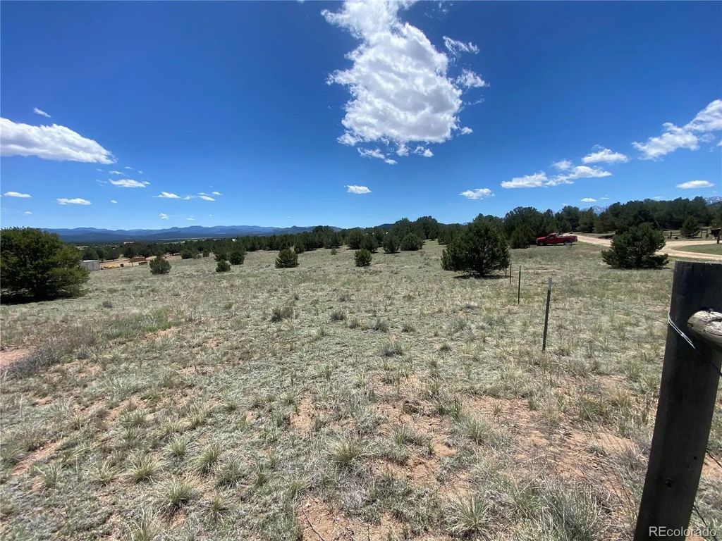 1638 20th Trail, Cotopaxi