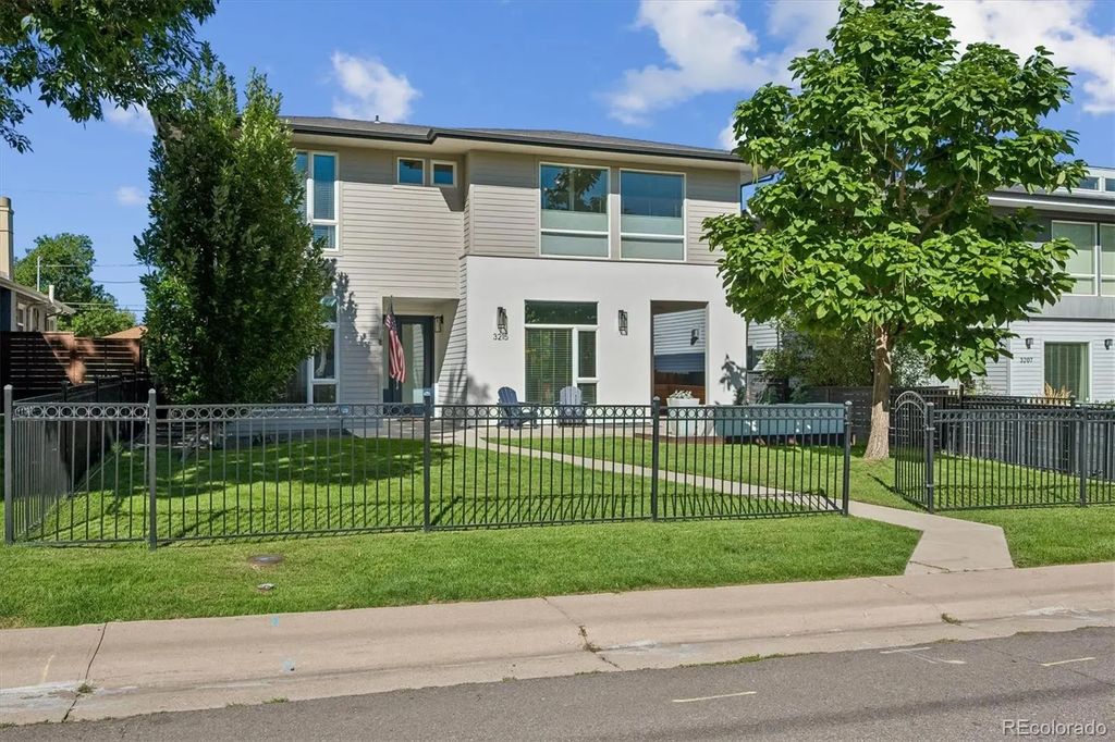 3215 S Dahlia Street, Denver