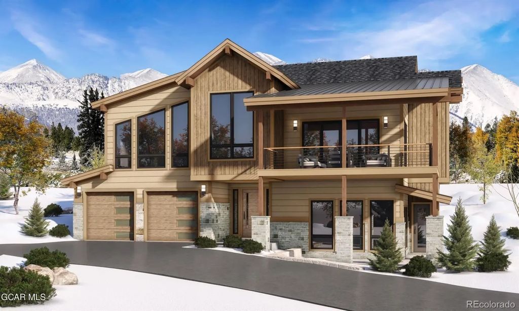 100 Evergreen Drive, Granby