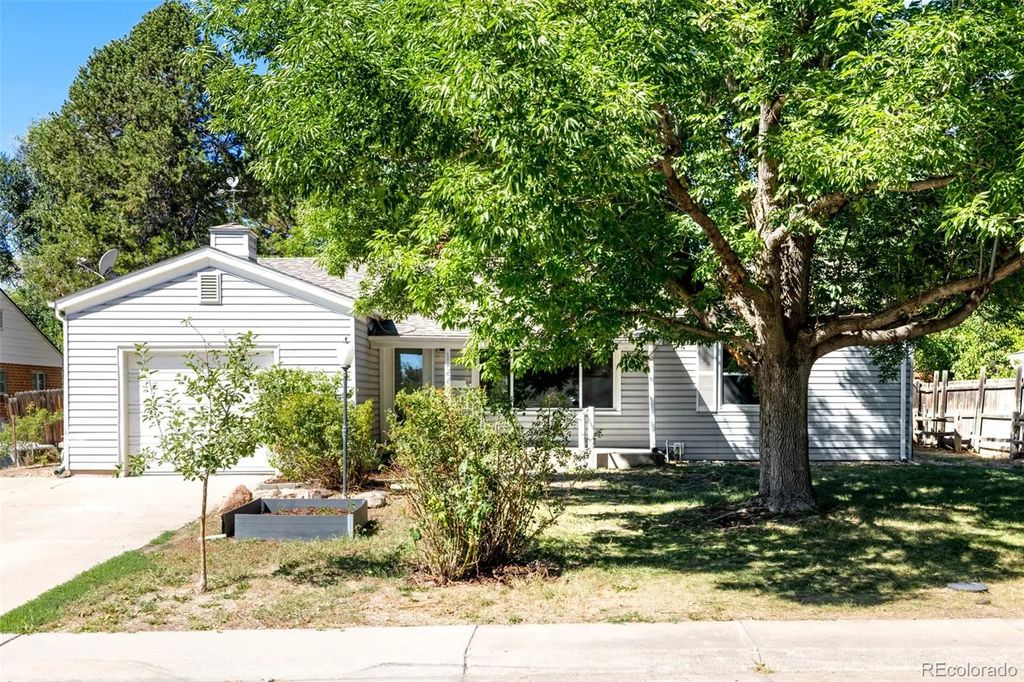 1655 Quay Street, Denver