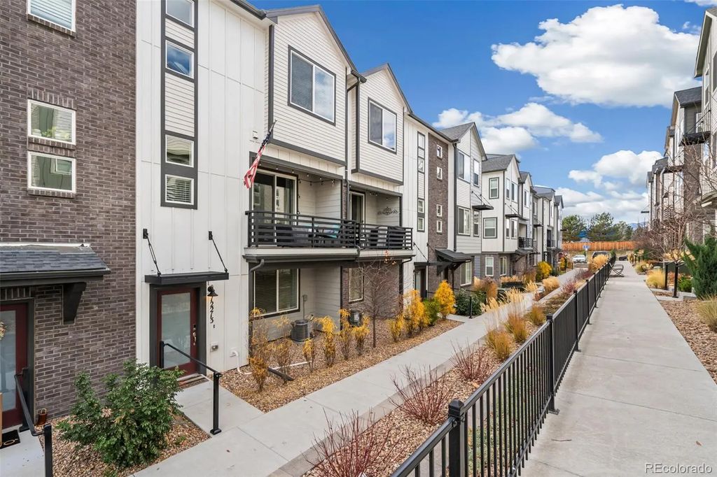12213 W 57th Lane, Arvada