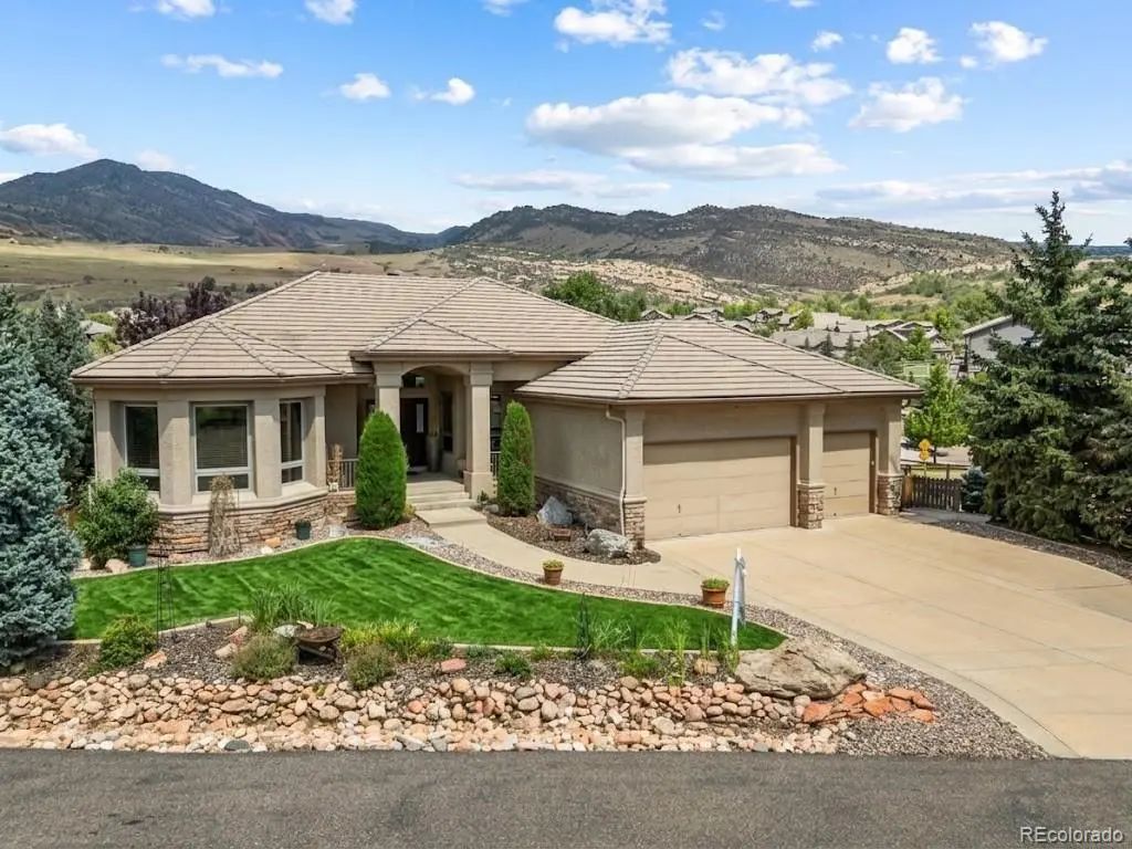 16213 Red Deer Court, Morrison