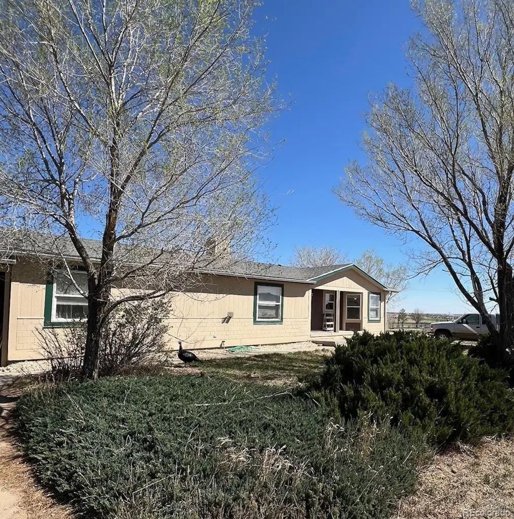 4649 Huajatolla Drive, Colorado City