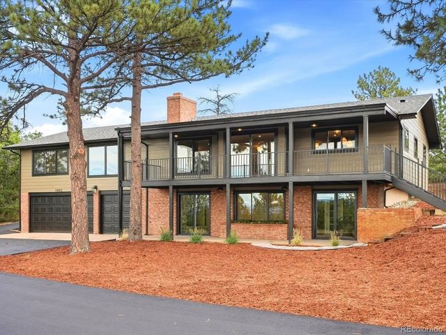 1482 N Perry Park Road, Sedalia