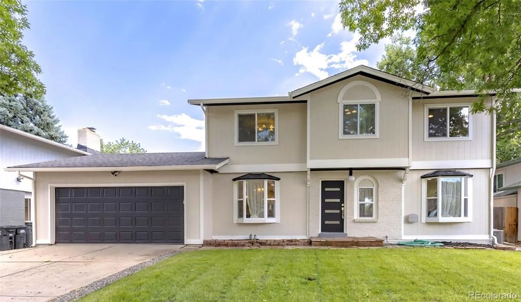 580 S Field Court, Lakewood