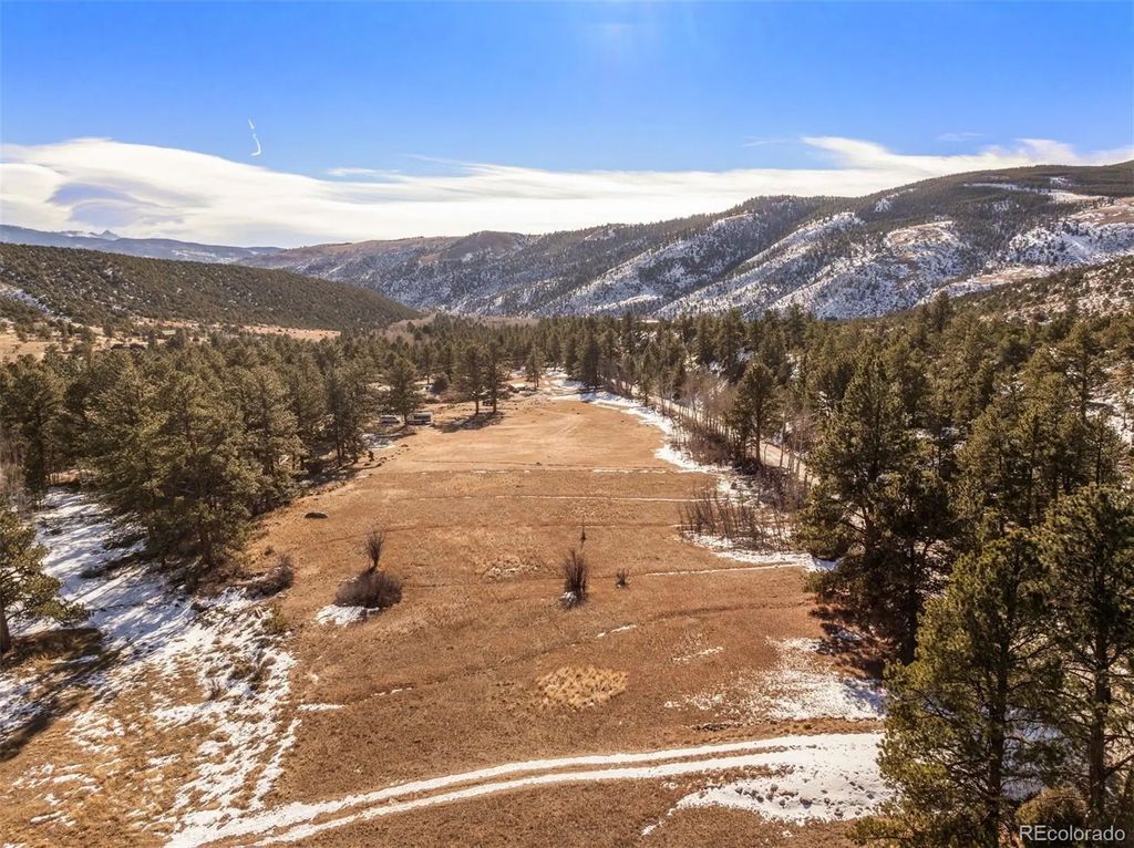 9160 County Road 240, Salida