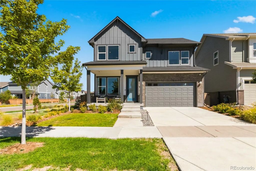 21005 E 61st Drive, Aurora