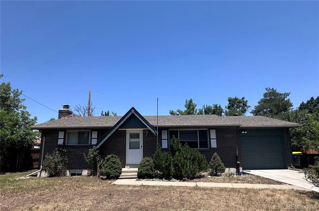 12717 W 7th Avenue, Lakewood