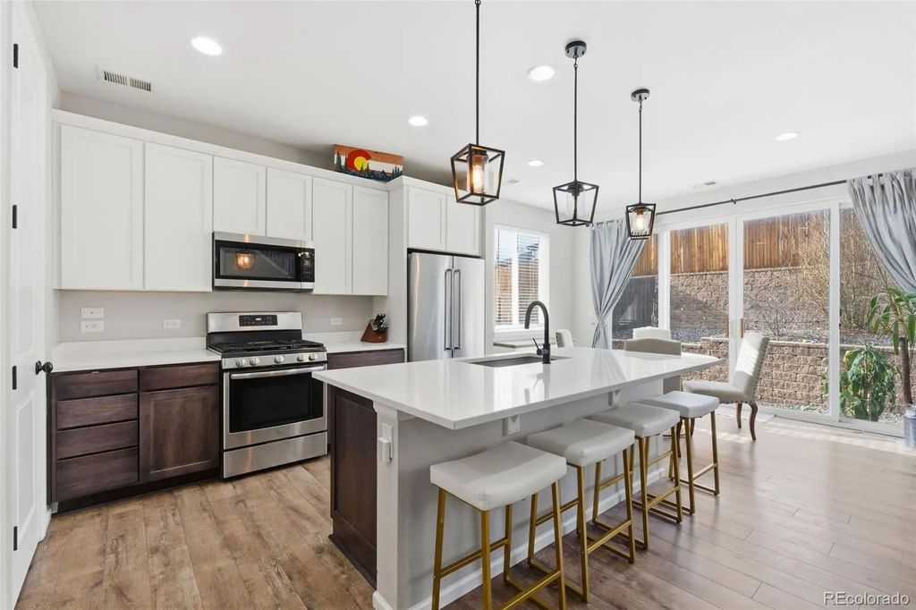 693 Blue Teal Drive, Castle Rock