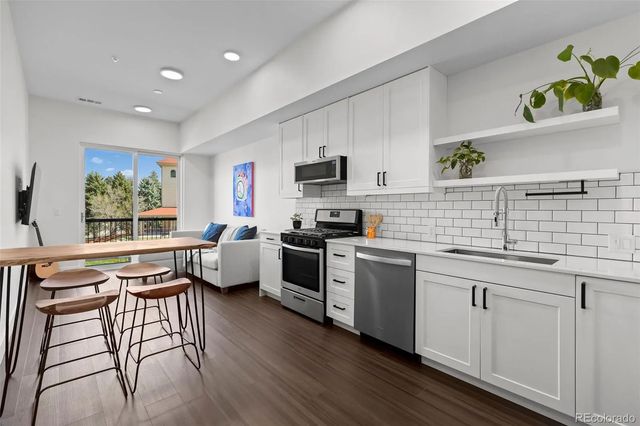 2876 W 53rd Avenue 118, Denver