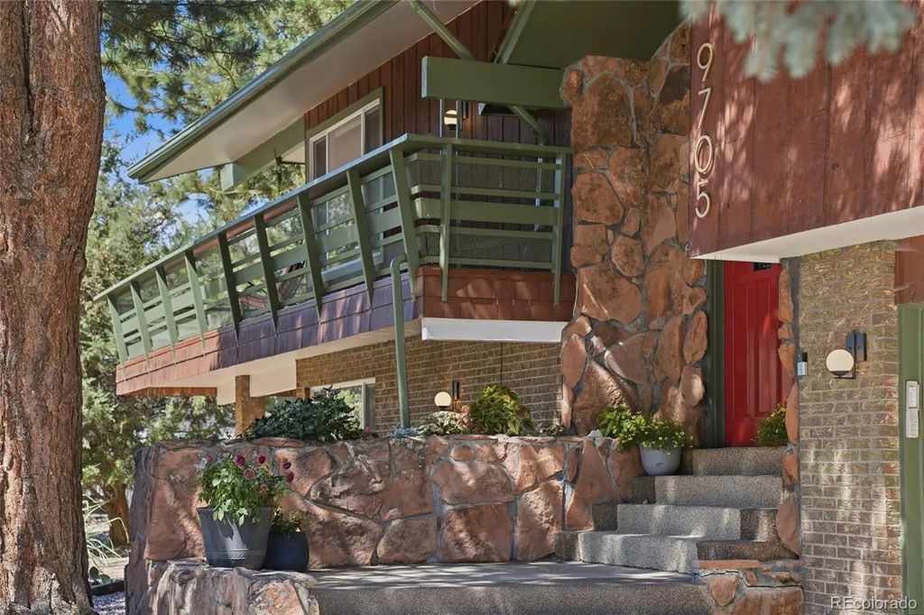 9705 W 73rd Place, Arvada