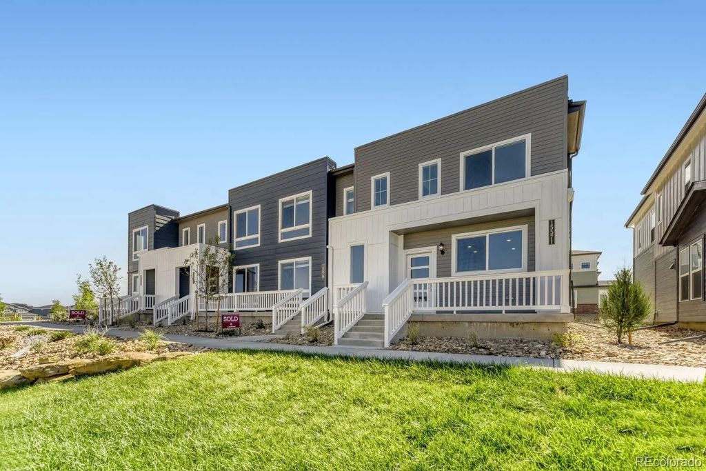 15571 Gilpin Avenue, Parker