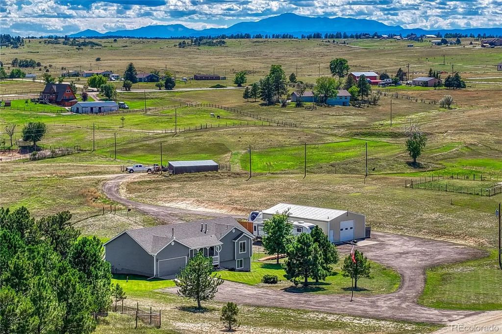 1166 Belgian Trail, Elizabeth