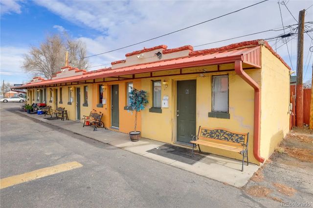 636 S Quitman Street, Denver