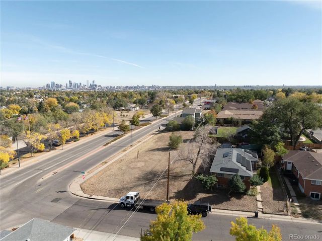 4400 W Alameda Avenue, Denver