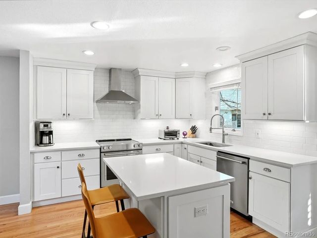 4675 S Yosemite Street 215, Denver