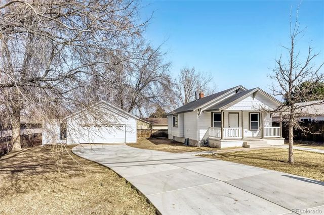 2735 W 56th Avenue, Denver