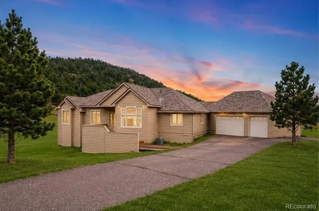 6320 Valley Lane, Morrison