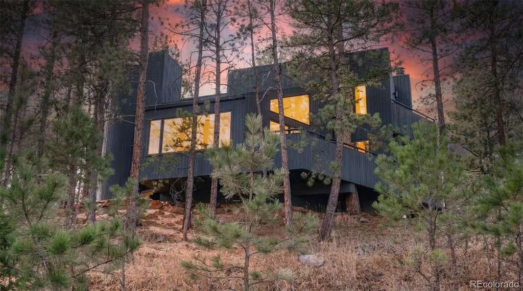 4966 Delaware Drive, Larkspur