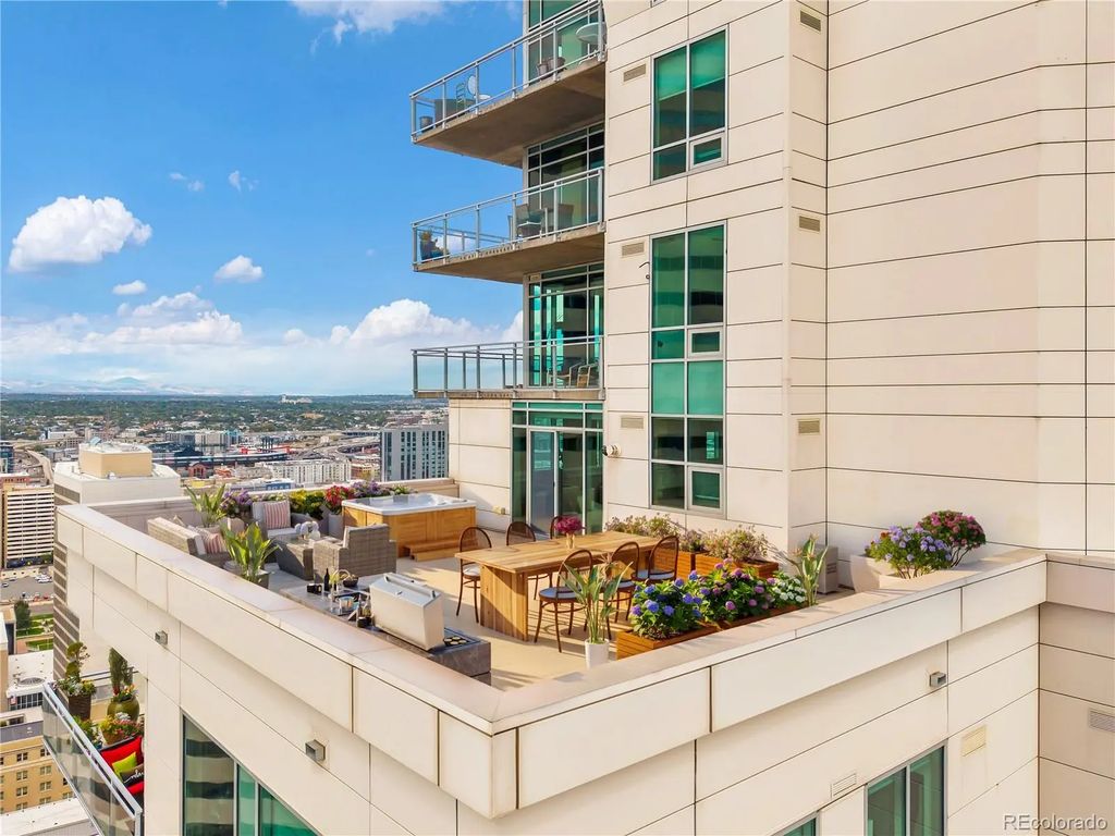 2001 Lincoln Street 2820, Denver
