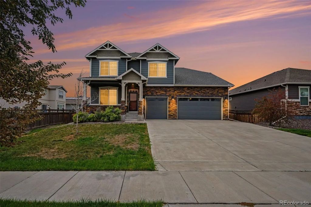 503 Fall River Court, Brighton