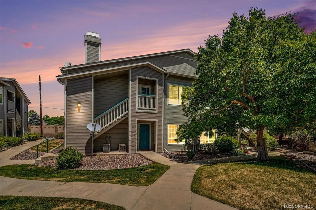 8365 Pebble Creek Way 201, Highlands Ranch