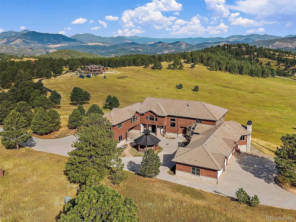 4213 Nambe Road, Indian Hills