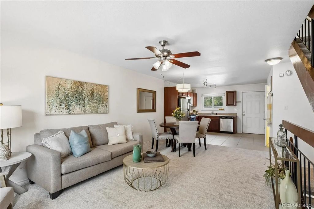 490 E Highline Circle, Centennial